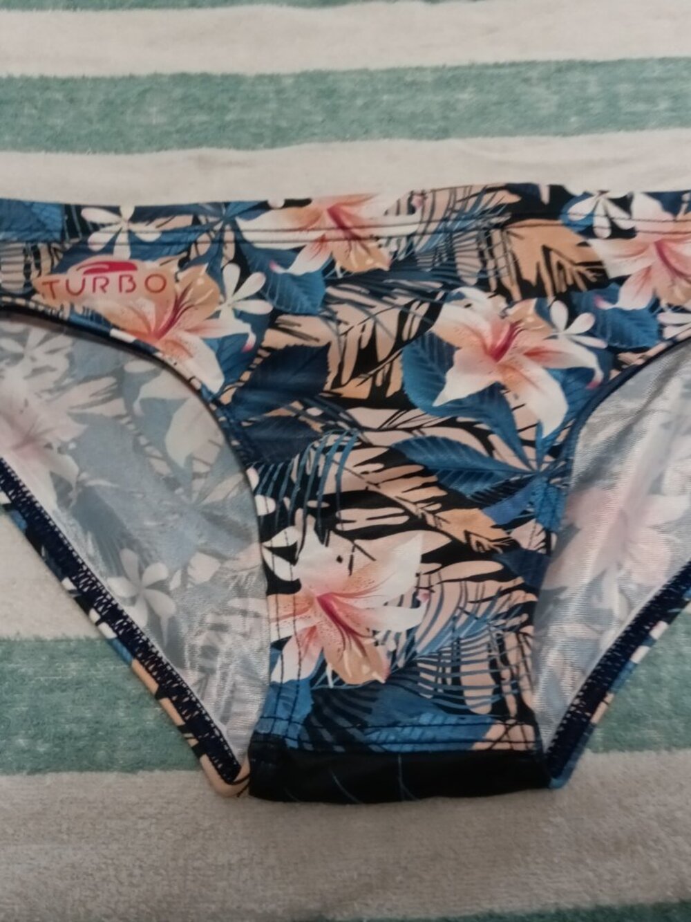 VINTAGE TURBO SWIM BRIEF, SIZE 32", BLUE PATTERN, 2 1/4" SIDES (Pre-Owned)